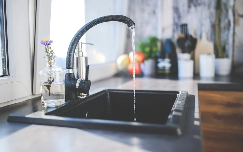 How to Fix a Clogged Sink with Hot Water and Dish Soap Smart Mindsets
